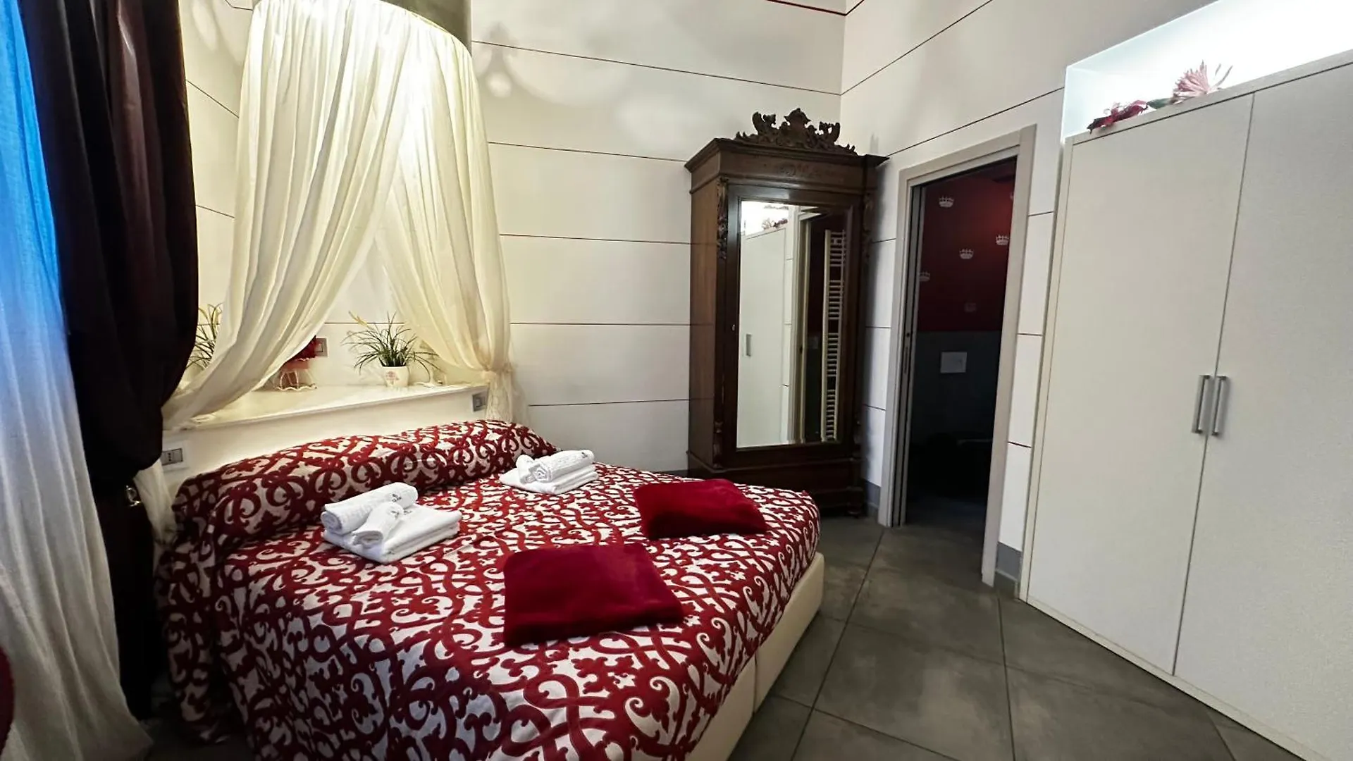 AB Suite Innovative Design Bologna Bed & Breakfast