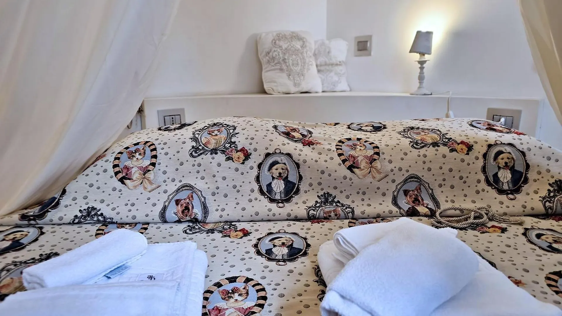 Ab Suite Bohemien B&B Bologna 2*,  Italy